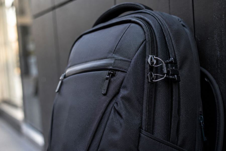 10 Best Anti-Theft Backpacks for Tourists brobro10
