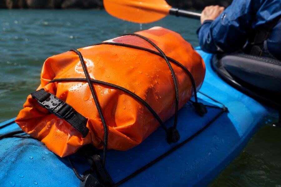 10 Best Waterproof Bags for Beach and Kayaking Trips brobro10
